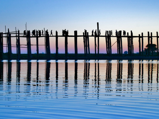 U Bein Bridge in sunset, Amarapura, Mandalay, Burma (Myanmar)